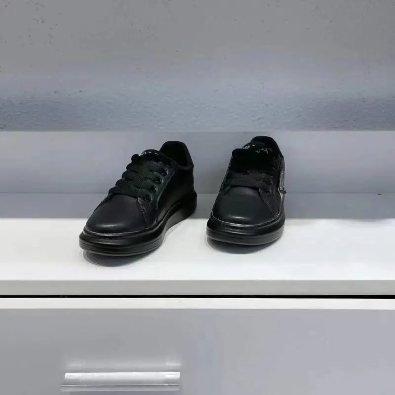 High-end customized 2021 autumn and winter new fashion children's casual shoes, simple strap design, light and comfortable on th
High-end customized 2021 autumn and winter new fashion children's casual shoes, simple strap design, light and comfortable on th