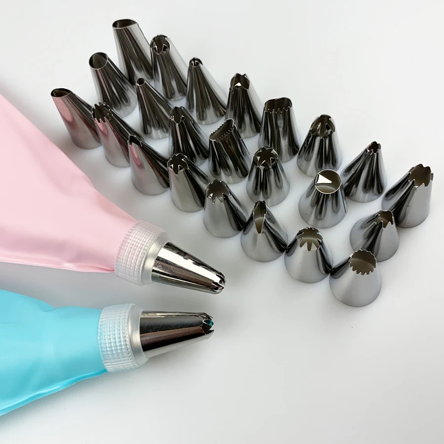Hot 26Pcs/Set Silicone Pastry Bag Tips Kitchen DIY Icing Piping Cream Reusable Pastry Bags +24 Nozzle Set Cake Decorating Tools
Hot 26Pcs/Set Silicone Pastry Bag Tips Kitchen DIY Icing Piping Cream Reusable Pastry Bags +24 Nozzle Set Cake Decorating Tools