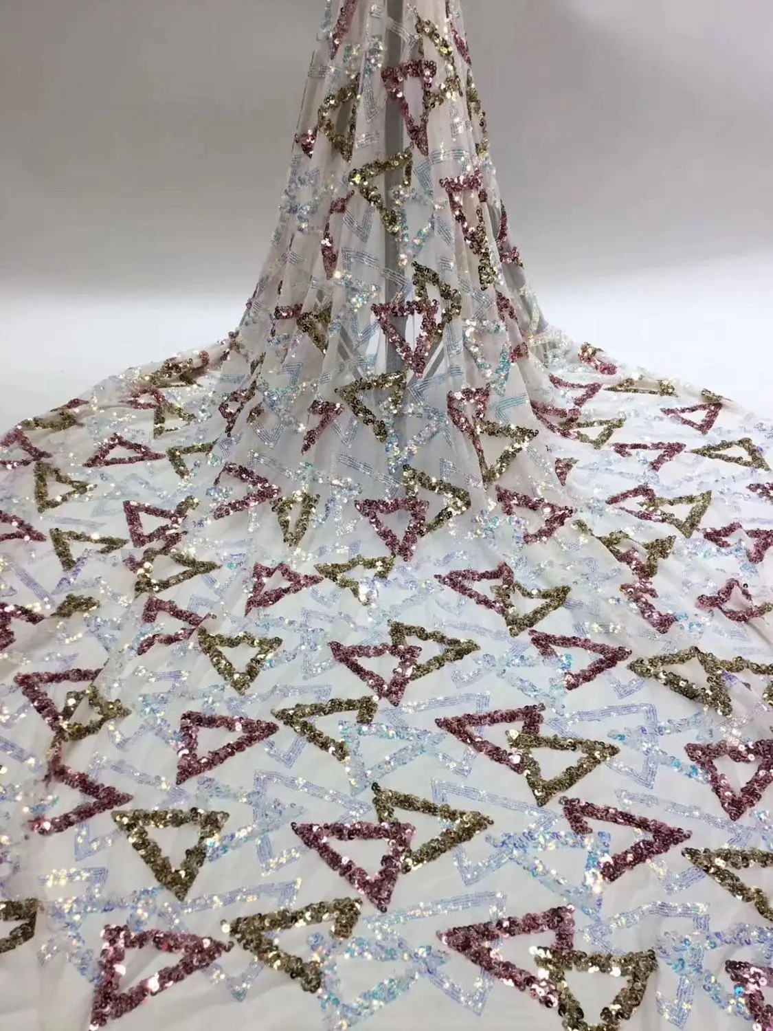 New Arrival African Organza Voile Lace Fabric With Sequin 2019 High Quality French Green Lace Fabric For Nigerian Weeding Dress
New Arrival African Organza Voile Lace Fabric With Sequin 2019 High Quality French Green Lace Fabric For Nigerian Weeding Dress