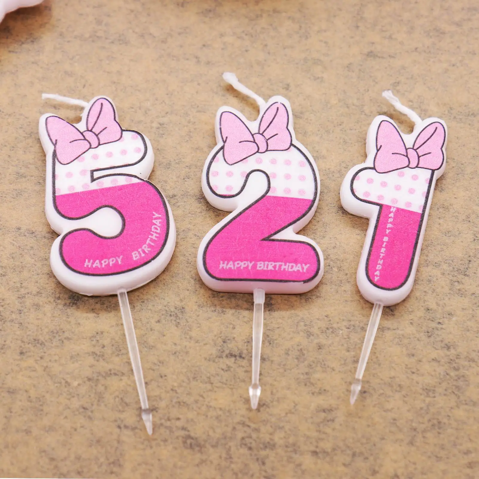 Number 0-9 birthday party cake decoration candles Anniversary Valentine's Day romantic pink number 520 candles supplies
Number 0-9 birthday party cake decoration candles Anniversary Valentine's Day romantic pink number 520 candles supplies