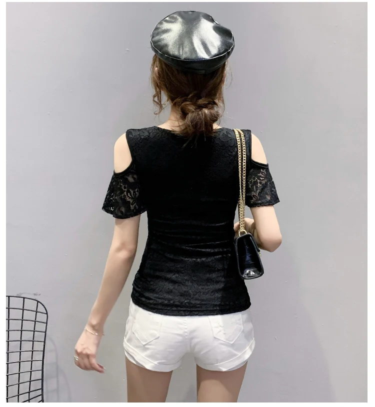Fashion sexy strapless black T-shirt women short-sleeve v-neck hot diamond lace Lotus sleeve pink tops 2020 summer new style
Fashion sexy strapless black T-shirt women short-sleeve v-neck hot diamond lace Lotus sleeve pink tops 2020 summer new style