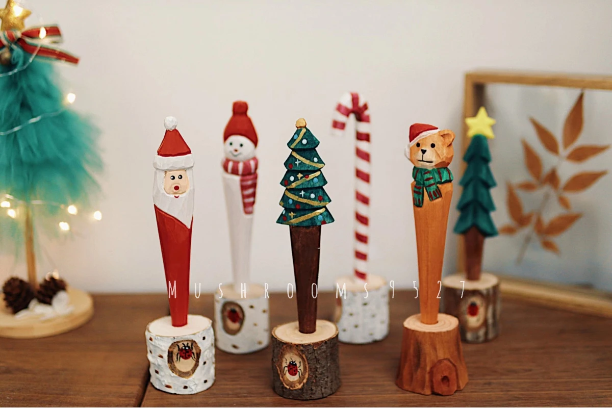 Merry Christmas~Super Cute Snowman Old Man Bear Solid Wood Carving Gel Pen Black Ink Pen Stationery Christmas Gift
Merry Christmas~Super Cute Snowman Old Man Bear Solid Wood Carving Gel Pen Black Ink Pen Stationery Christmas Gift