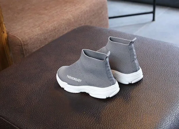 Children's Shoes
Children's Shoes