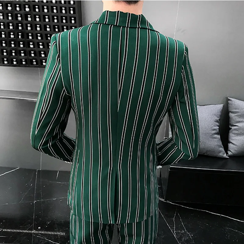 2020 Men's Suits autumn new Male British Wind Slim Fit Striped suit Men large size double-breasted suit (suit jacket + pants)
2020 Men's Suits autumn new Male British Wind Slim Fit Striped suit Men large size double-breasted suit (suit jacket + pants)