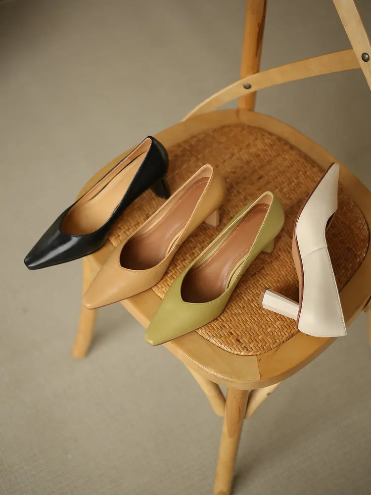 EshtonShero
EshtonShero