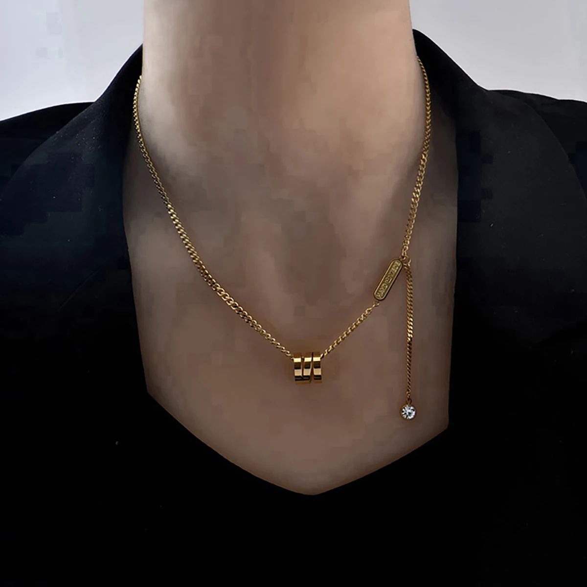 Moloye 2021 Titanium Steel Light Luxury Good Luck Necklace Ins Temperament Simple And Cold Style Clavicle Chain Female
Moloye 2021 Titanium Steel Light Luxury Good Luck Necklace Ins Temperament Simple And Cold Style Clavicle Chain Female