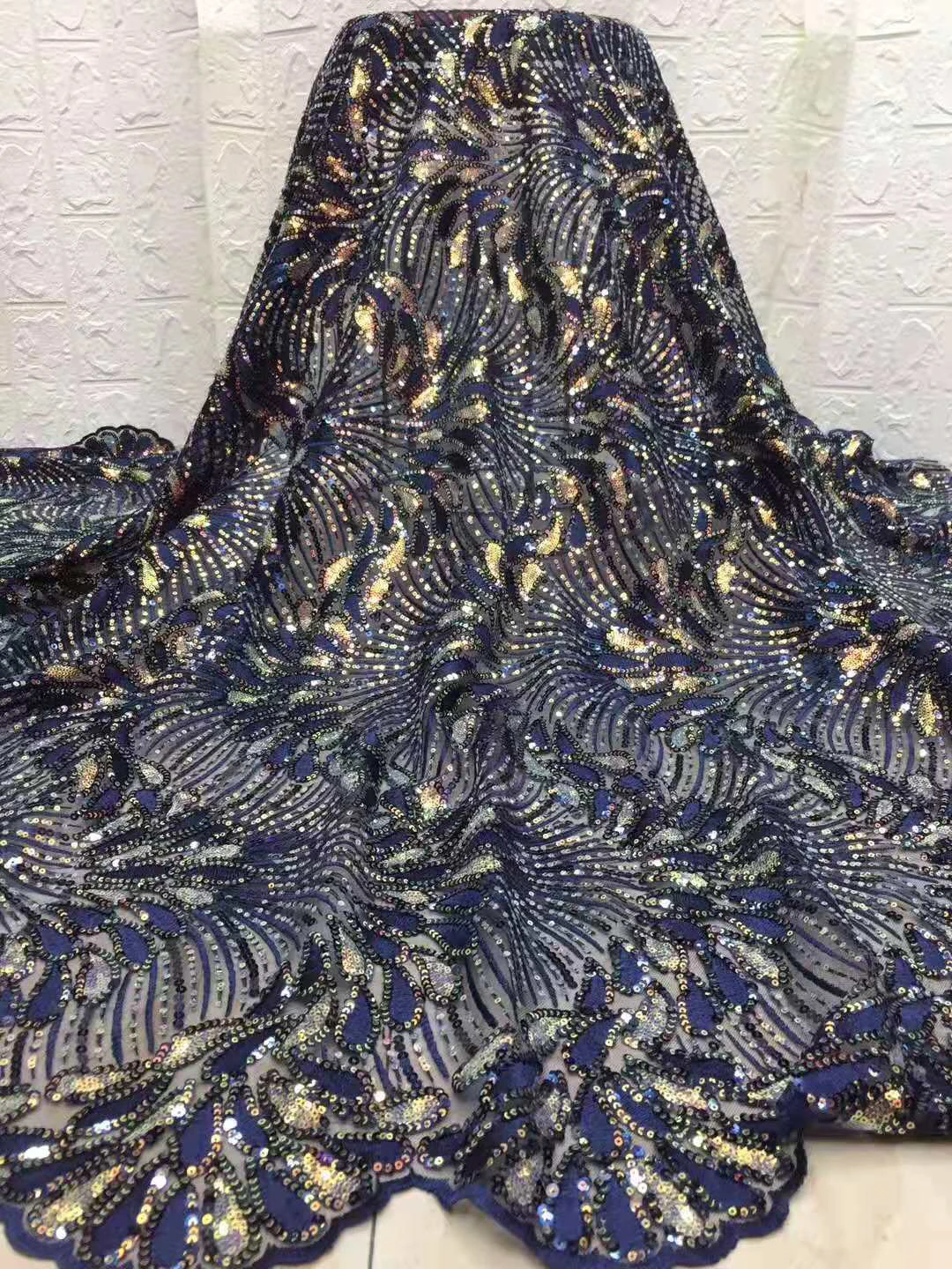 Nigerian Wedding Lace Fabric 2019 High Quality African Lace Fabric Sequins Party Embroidery Tulle Lace FJ34481 
Nigerian Wedding Lace Fabric 2019 High Quality African Lace Fabric Sequins Party Embroidery Tulle Lace FJ34481