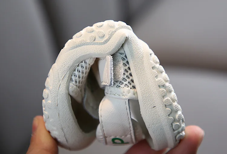 Summer Children's Casual Genuine Leather Sandals Children's Soft Bottom Beach Shoes Children's Shoes Sandals for Boys
Summer Children's Casual Genuine Leather Sandals Children's Soft Bottom Beach Shoes Children's Shoes Sandals for Boys