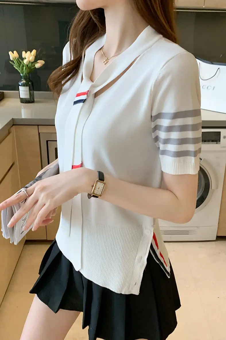 Summer INS tie up knit T shirt women sweet short sleeves new trend bottom top v-neck striped Casual Blouse Shirts
Summer INS tie up knit T shirt women sweet short sleeves new trend bottom top v-neck striped Casual Blouse Shirts