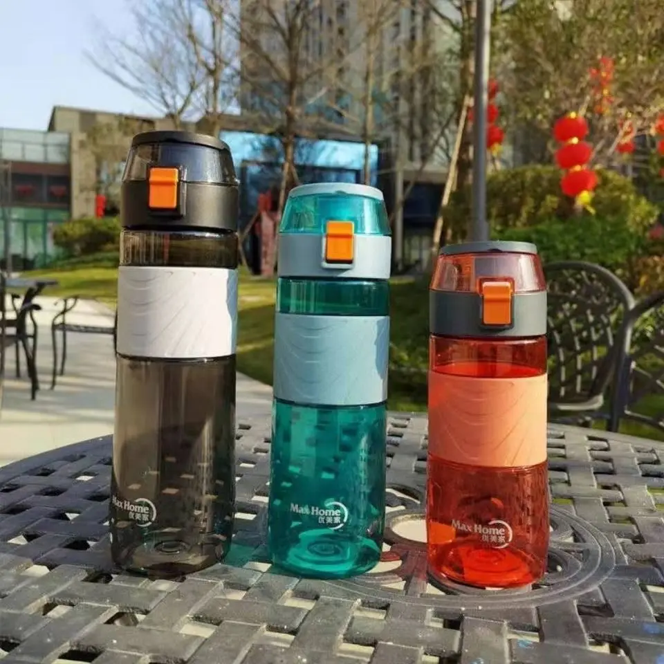 Beautiful home large capacity plastic water cup men's and women's portable space Cup outdoor fitness exercise fall resistant
Beautiful home large capacity plastic water cup men's and women's portable space Cup outdoor fitness exercise fall resistant