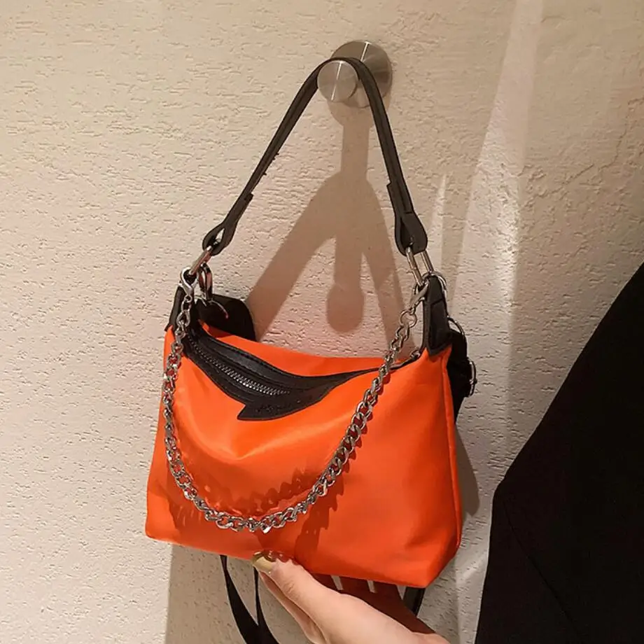 Solid color Small Underarm bag 2022 New High-quality Oxford cloth Women's Designer Handbag Phone Purses Shoulder Messenger Bags
Solid color Small Underarm bag 2022 New High-quality Oxford cloth Women's Designer Handbag Phone Purses Shoulder Messenger Bags