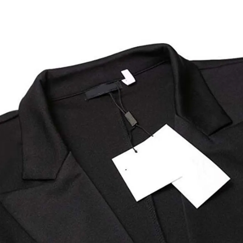 Small Suit Button Double Row Metal Buckle Self-Cultivation Elegant Women's suit Women's Long Sleeve Cropped Blazer 2021
Small Suit Button Double Row Metal Buckle Self-Cultivation Elegant Women's suit Women's Long Sleeve Cropped Blazer 2021