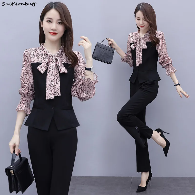 Женские осенние брючные костюмы 2021, женская одежда, Топ с длинным рукавом и бантом, эластичный пояс, широкие брюки с разрезом и вилкой, Женск...
Женские осенние брючные костюмы 2021, женская одежда, Топ с длинным рукавом и бантом, эластичный пояс, широкие брюки с разрезом и вилкой, Женск...