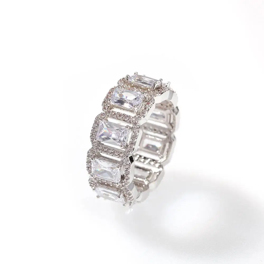 Four Claws Baguette Rings High Quality Copper Iced Out Micro Pave Rings Hip Hop Fashion Jewelry Gift For Men Women
Four Claws Baguette Rings High Quality Copper Iced Out Micro Pave Rings Hip Hop Fashion Jewelry Gift For Men Women