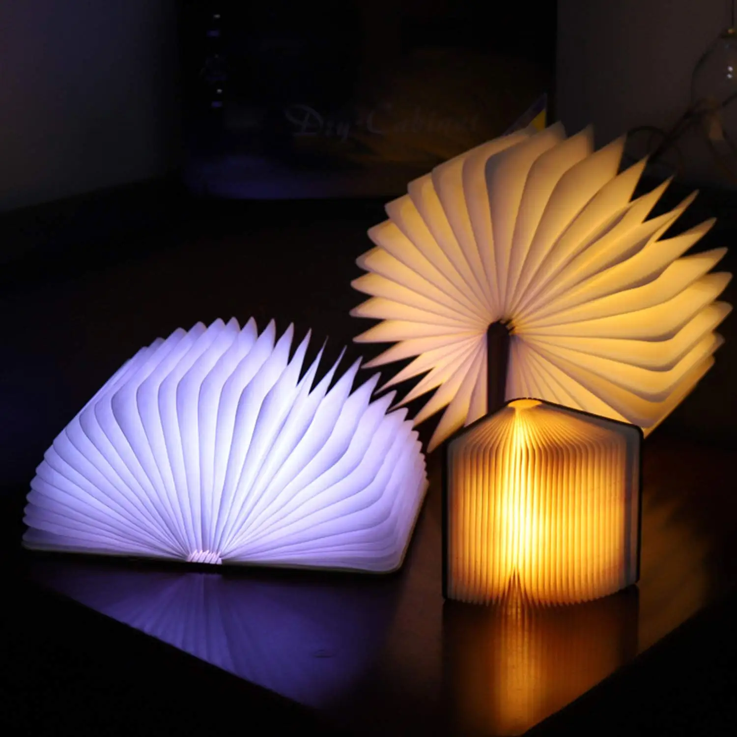 21.5x17cm wooden book lamp Portable USB Rechargeable LED 3 color Dimmable Foldable Night Light Desk Lamp Home Decor Book Light
21.5x17cm wooden book lamp Portable USB Rechargeable LED 3 color Dimmable Foldable Night Light Desk Lamp Home Decor Book Light