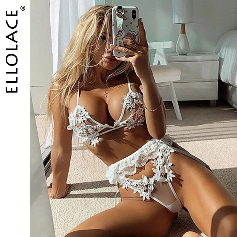 Комплект женского нижнего белья Ellolace, 3 шт., с аппликацией, без косточек 
Комплект женского нижнего белья Ellolace, 3 шт., с аппликацией, без косточек