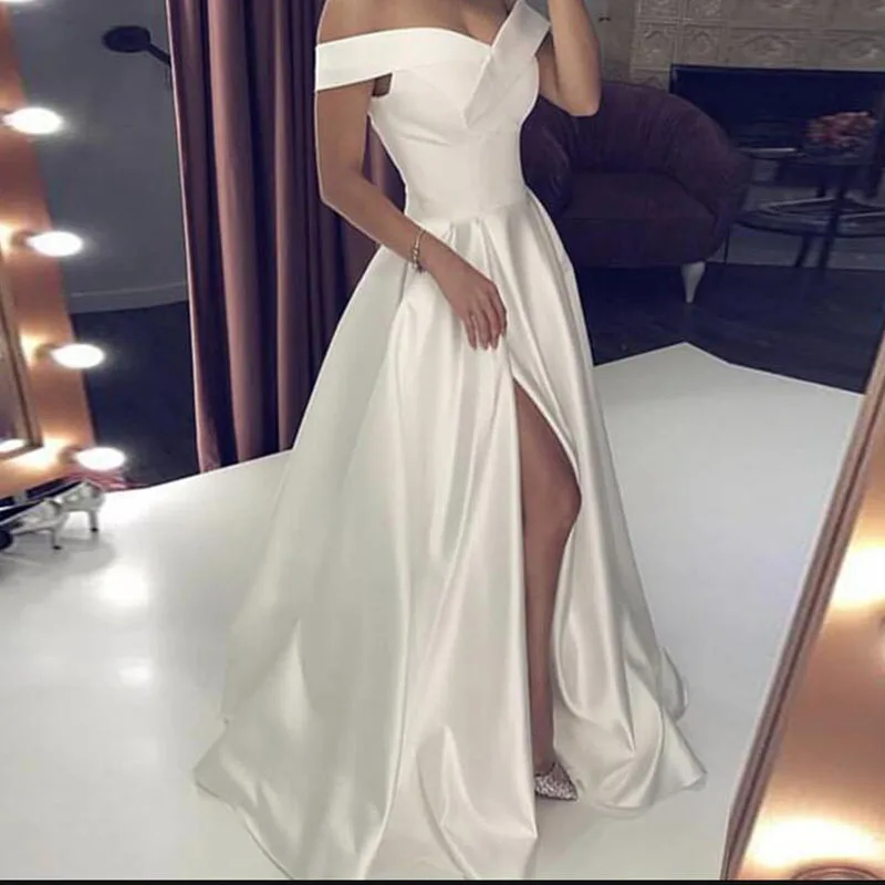 Off Shoulder A Line Cheap Evening Dress Long With Side Slit 2020 Plus Size Formal Party Gowns Floor Length Pageant Party Gowns
Off Shoulder A Line Cheap Evening Dress Long With Side Slit 2020 Plus Size Formal Party Gowns Floor Length Pageant Party Gowns