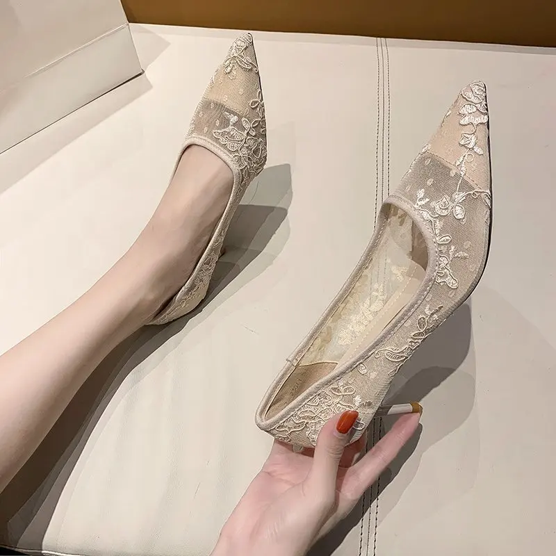 High Heels Women 2021 Spring/Summer New Fashion Sexy Fine-heeled Pointed Designer Lace Mesh Single Shoes Ladies Dress Shoes
High Heels Women 2021 Spring/Summer New Fashion Sexy Fine-heeled Pointed Designer Lace Mesh Single Shoes Ladies Dress Shoes