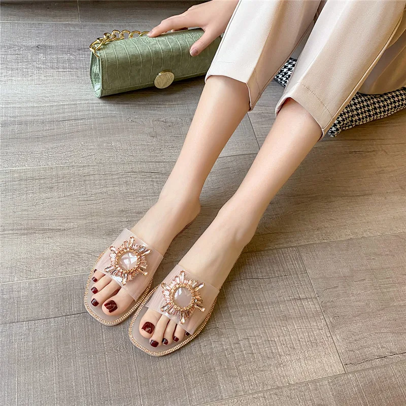 2021 Summer Women Slippers Metal Decoration Round Toe Flat Fashion Casual Open Toe Slides Solid Color Beach Slip On Shoes
2021 Summer Women Slippers Metal Decoration Round Toe Flat Fashion Casual Open Toe Slides Solid Color Beach Slip On Shoes