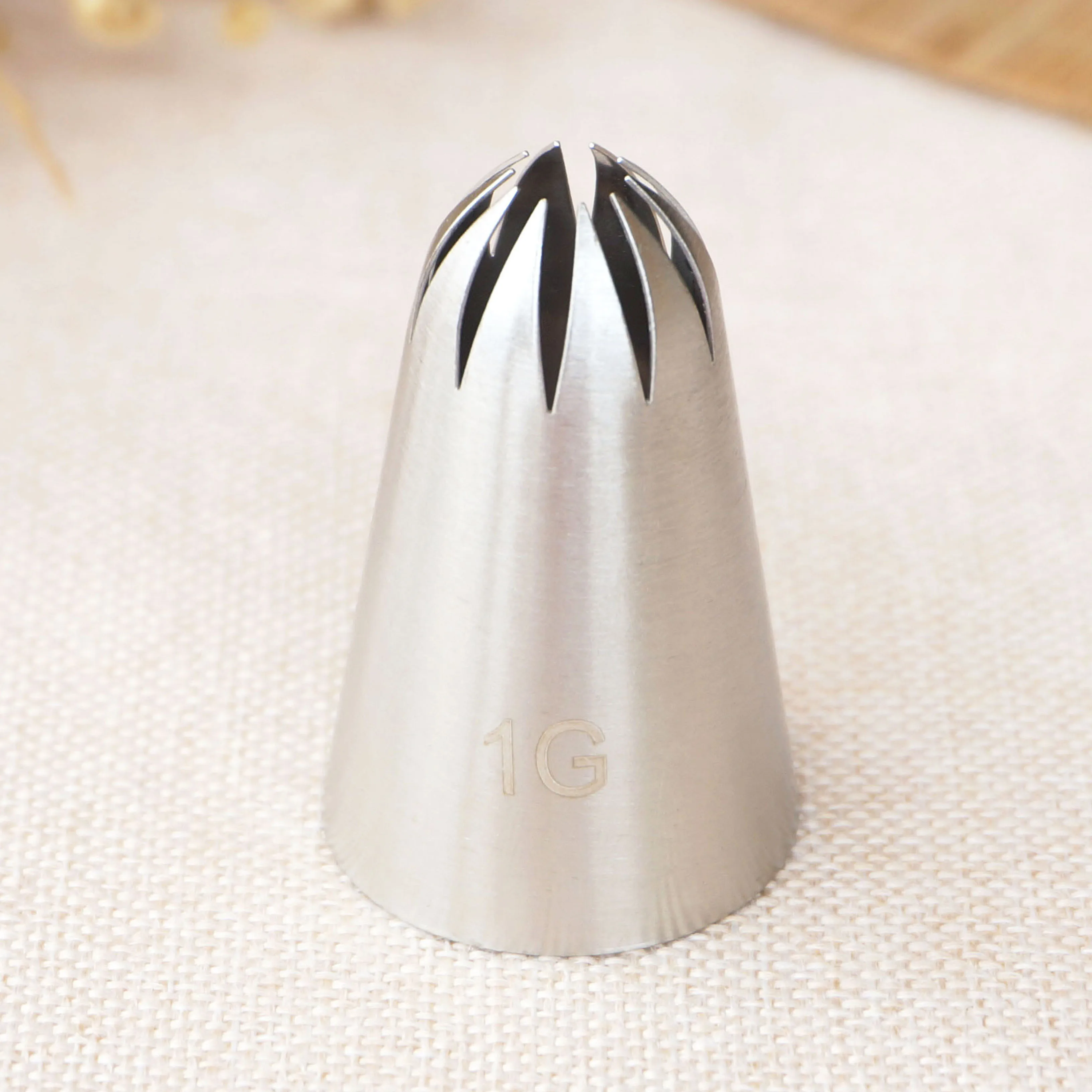 #1G Large Size Cake Cream Piping Nozzles Decoration Stainless Steel Icing Tips Cupcake Pastry Tools
#1G Large Size Cake Cream Piping Nozzles Decoration Stainless Steel Icing Tips Cupcake Pastry Tools