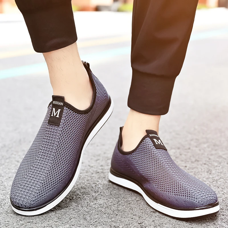 Zapatillas Hombre Men Running Shoes Four Seasons Cheap Slip on Sports Shoes for Male Trainers Outdoor Walking Fitness Sneakers
Zapatillas Hombre Men Running Shoes Four Seasons Cheap Slip on Sports Shoes for Male Trainers Outdoor Walking Fitness Sneakers