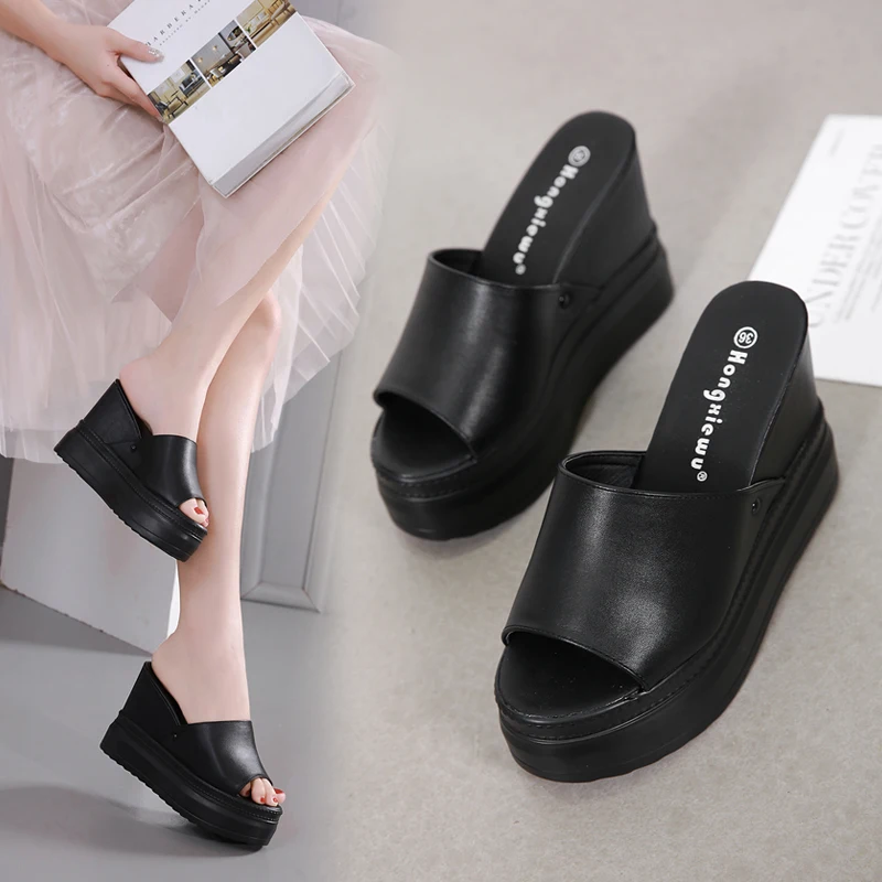 Thick bottom slope heel women's slippers 11cm 2020 new net red fashion versatile simple muffin bottom super high heel sandals
Thick bottom slope heel women's slippers 11cm 2020 new net red fashion versatile simple muffin bottom super high heel sandals