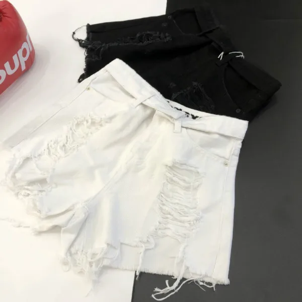 2021 New Summer Fashion Classic Design High Waist Sexy Casual Versatile Thin Simplicity Cotton Loose Wide Leg Denim Shorts
2021 New Summer Fashion Classic Design High Waist Sexy Casual Versatile Thin Simplicity Cotton Loose Wide Leg Denim Shorts