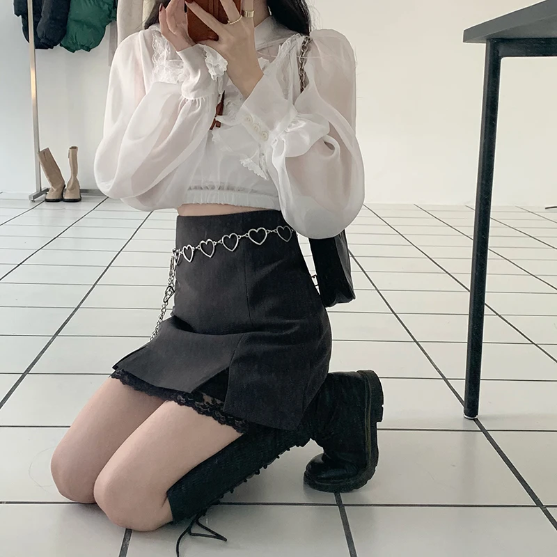 Gothic Women Skirts With Metal Chain Split Modis Mini A-Line Skirt Black Summer 2021 Streetwear Female Party Outfits
Gothic Women Skirts With Metal Chain Split Modis Mini A-Line Skirt Black Summer 2021 Streetwear Female Party Outfits