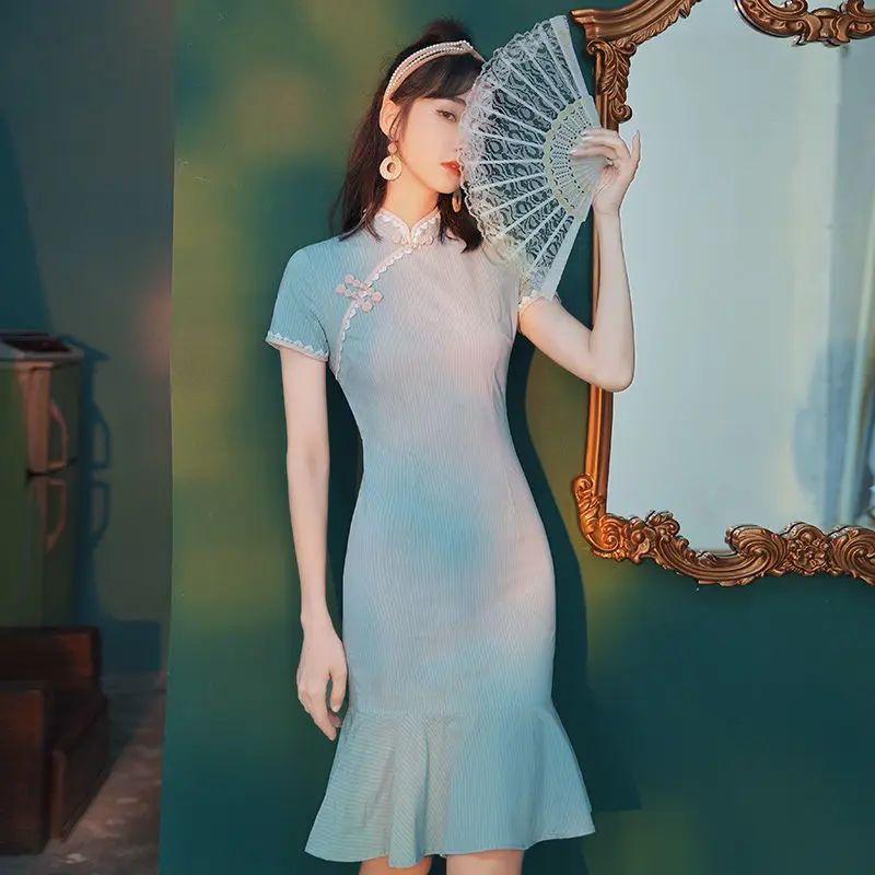 Cheongsam Traditional Chinese Dress Qipao Girl Short Sleeve New Summer Fishtail Temperament Improved Version Robe Vestidos
Cheongsam Traditional Chinese Dress Qipao Girl Short Sleeve New Summer Fishtail Temperament Improved Version Robe Vestidos