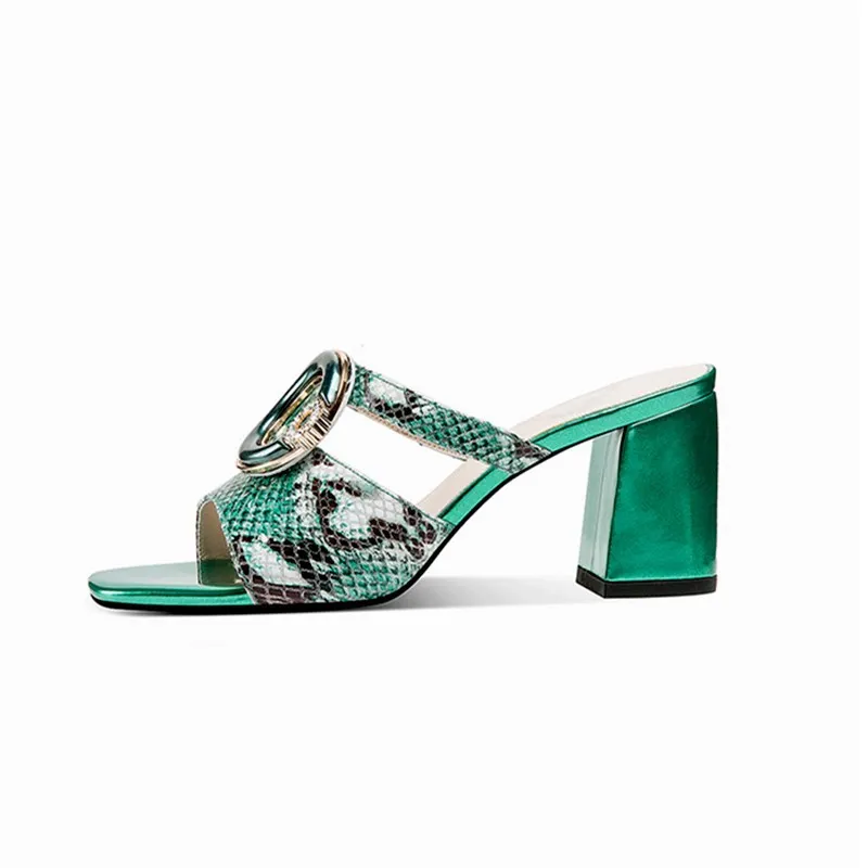 Women Sandals Shoes Celebrity Wearing Simple Style PVC Clear Strappy Buckle High Heels Woman Transparent Heels
Women Sandals Shoes Celebrity Wearing Simple Style PVC Clear Strappy Buckle High Heels Woman Transparent Heels