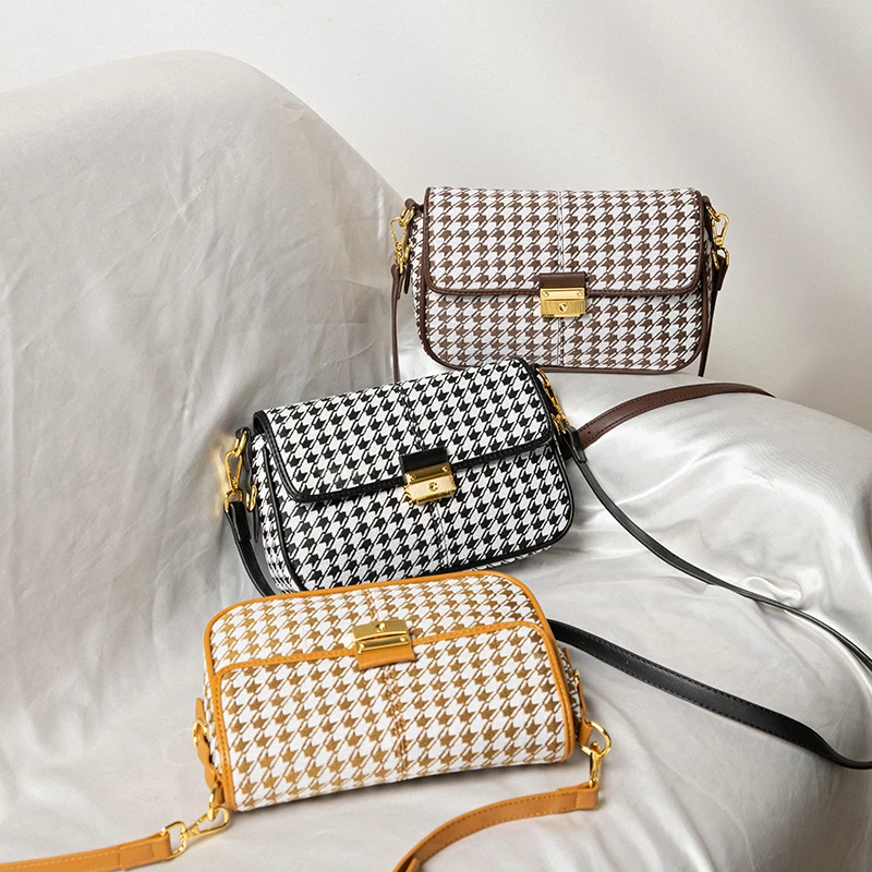 Women Daily Casual Plaid Pattern Shoulder Crossbody Bags Vintage Flap Axillary Bag Leather Fashion Female Messenger Bags Handbag
Women Daily Casual Plaid Pattern Shoulder Crossbody Bags Vintage Flap Axillary Bag Leather Fashion Female Messenger Bags Handbag