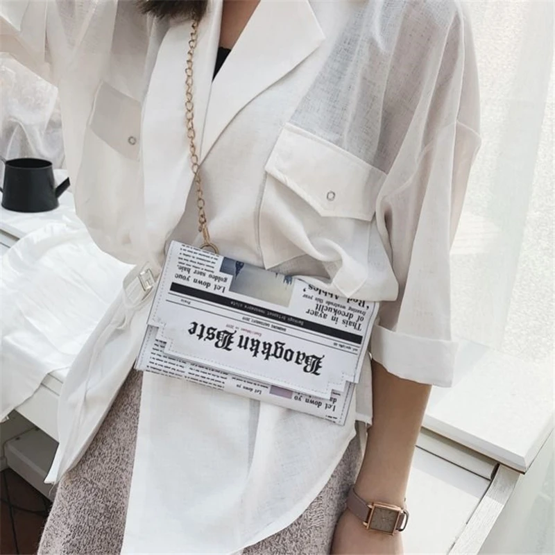 Women Ingenious Shoulder Bag Newspaper Pattern Chain PU Ins Fashion Envelope Clutch 2021 Exquisite Daily Retro White Crossbody
Women Ingenious Shoulder Bag Newspaper Pattern Chain PU Ins Fashion Envelope Clutch 2021 Exquisite Daily Retro White Crossbody