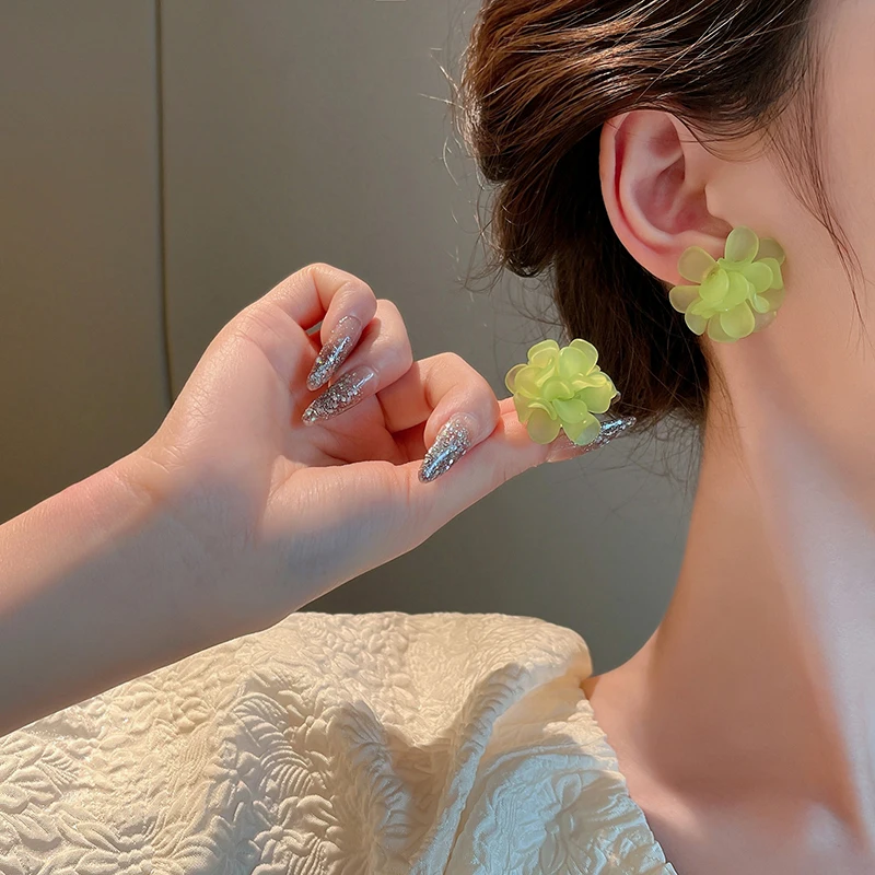New Trend Flowers Earrings Personality Korean Jewelry Cute Flower Small Stud Earrings For Women 2021 Fashion Sweet Earring
New Trend Flowers Earrings Personality Korean Jewelry Cute Flower Small Stud Earrings For Women 2021 Fashion Sweet Earring