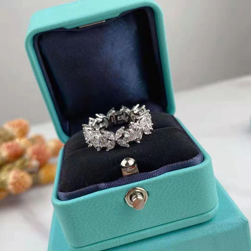DOYUBO Classical Women's Pure 925 Sterling Silver Flower Cubic Zircon Rings Jewelry Trendy Silver Wedding Ring Accessories VB466
DOYUBO Classical Women's Pure 925 Sterling Silver Flower Cubic Zircon Rings Jewelry Trendy Silver Wedding Ring Accessories VB466