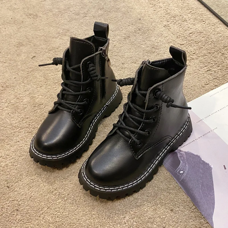 2021 Autumn Children Shoes PU Leather Waterproof Martin Boots Boys Girls Simple Low-top Short Boots Kids Rubber Fashion Sneakers
2021 Autumn Children Shoes PU Leather Waterproof Martin Boots Boys Girls Simple Low-top Short Boots Kids Rubber Fashion Sneakers