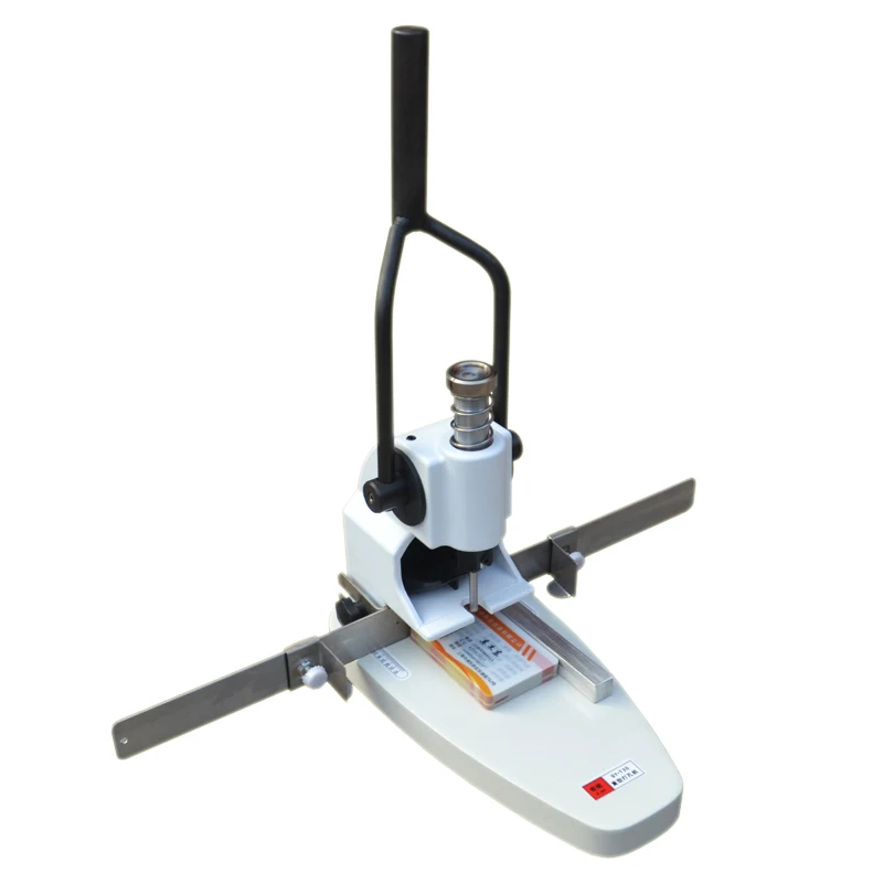 Single-hole manual punching machine Album Hangtag punching machine Recipe puncher binding machine
Single-hole manual punching machine Album Hangtag punching machine Recipe puncher binding machine