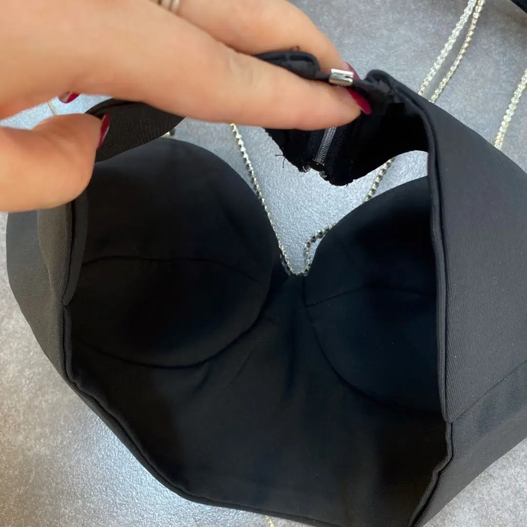 ZCSMLL Black Tops Female 2021 Spring Shoulders Shiny Diamonds and Design Temperament Women's Camisole
ZCSMLL Black Tops Female 2021 Spring Shoulders Shiny Diamonds and Design Temperament Women's Camisole