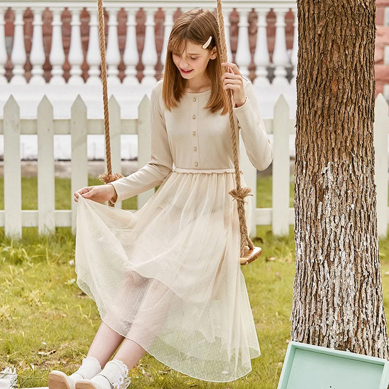 SEMIR Autumn knitted dress women 2020 little black dress autumn and winter long-sleeved sweater dress gauze skirt sweet dress
SEMIR Autumn knitted dress women 2020 little black dress autumn and winter long-sleeved sweater dress gauze skirt sweet dress