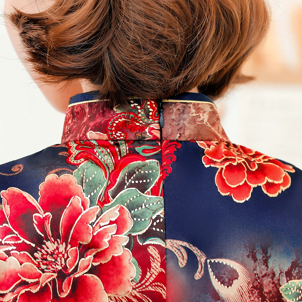 Vintage Embroidery Button Women Tang Coat Tops Chinese Traditional Shirts Overcoat Exquisite Slim Mandarin Collar Blouse 4XL 5XL
Vintage Embroidery Button Women Tang Coat Tops Chinese Traditional Shirts Overcoat Exquisite Slim Mandarin Collar Blouse 4XL 5XL