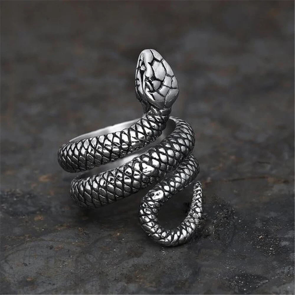 Popular Creative Serpentine Winding Men's Ring Domineering Retro Punk Gothic Locomotive Rock and Roll Party Jewelry Wholesale
Popular Creative Serpentine Winding Men's Ring Domineering Retro Punk Gothic Locomotive Rock and Roll Party Jewelry Wholesale
