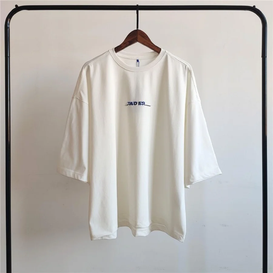 Футболка-оверсайз с надписью «ошибка» для мужчин и женщин
Футболка-оверсайз с надписью «ошибка» для мужчин и женщин