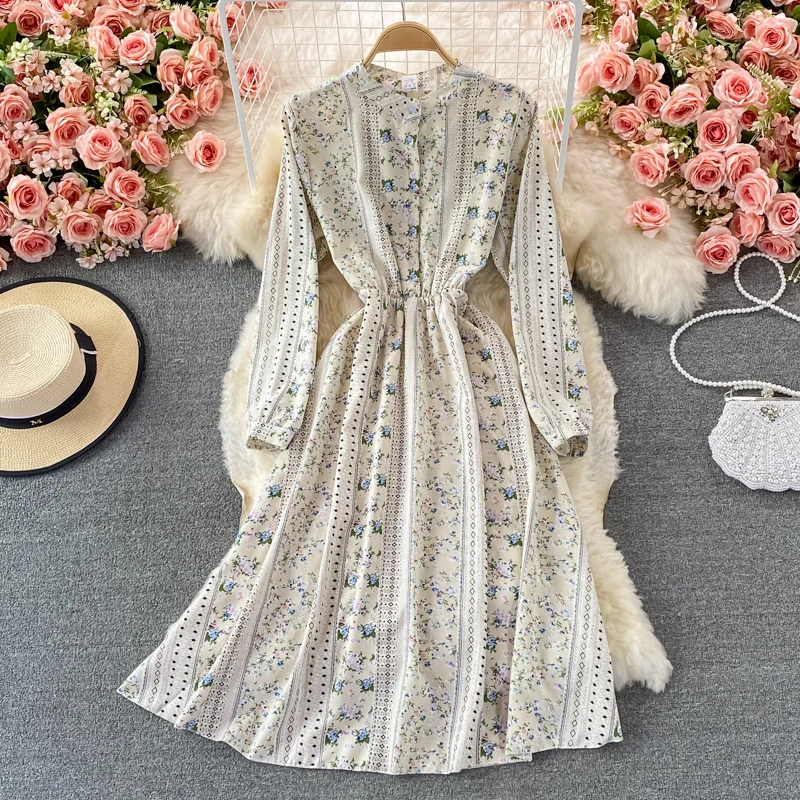 Uulutonica Autumn Women Elegant Fashion A-line Print Button Mid-calf Empire Stand Chiffon Dress
Uulutonica Autumn Women Elegant Fashion A-line Print Button Mid-calf Empire Stand Chiffon Dress