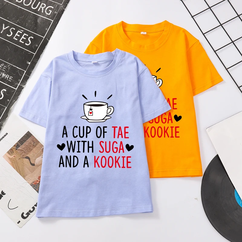Summer Clothes Boys And Girls Short Sleeve Casual Cotton Tshirt Kids Harajuku Funny A CUP OF TEA WITH SUGA AND A KOOKIE Tops Tee
Summer Clothes Boys And Girls Short Sleeve Casual Cotton Tshirt Kids Harajuku Funny A CUP OF TEA WITH SUGA AND A KOOKIE Tops Tee