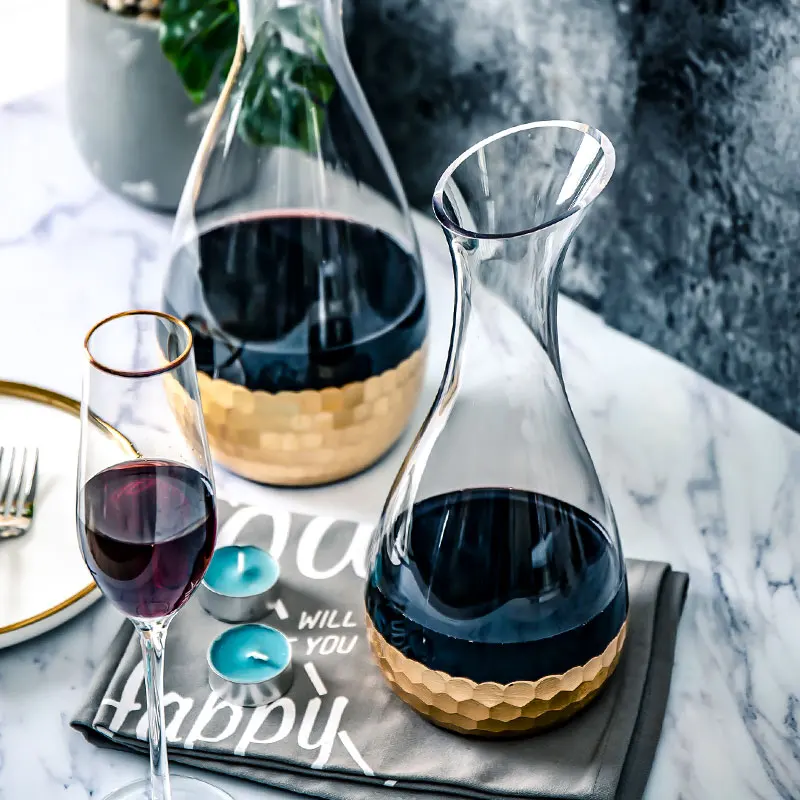 Red wine decanter lead-free crystal glass personality jug set golden home wine large wine dispenser
Red wine decanter lead-free crystal glass personality jug set golden home wine large wine dispenser
