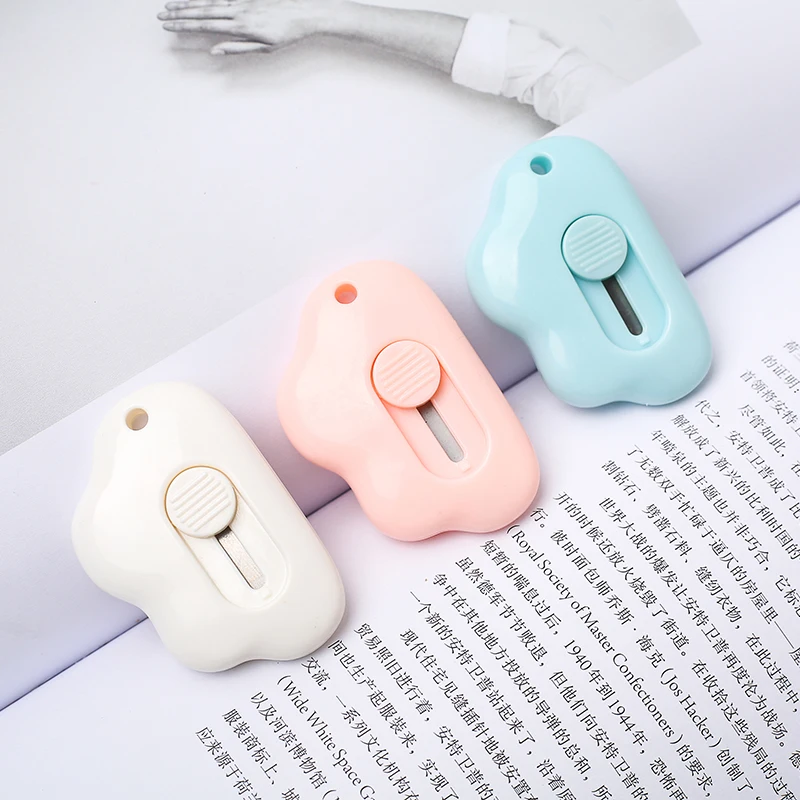 Cute Mini Small Pocket Sized Craft Wrapping Box Paper Envelope Cutter Utility Knife Letter Opener Student Art Supplies
Cute Mini Small Pocket Sized Craft Wrapping Box Paper Envelope Cutter Utility Knife Letter Opener Student Art Supplies