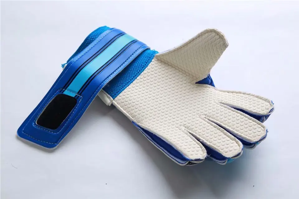 Goalkeeper gloves with finger protection Professional kids youth goalkeeper gloves Football Gloves Soccer Goalie Training Gloves
Goalkeeper gloves with finger protection Professional kids youth goalkeeper gloves Football Gloves Soccer Goalie Training Gloves