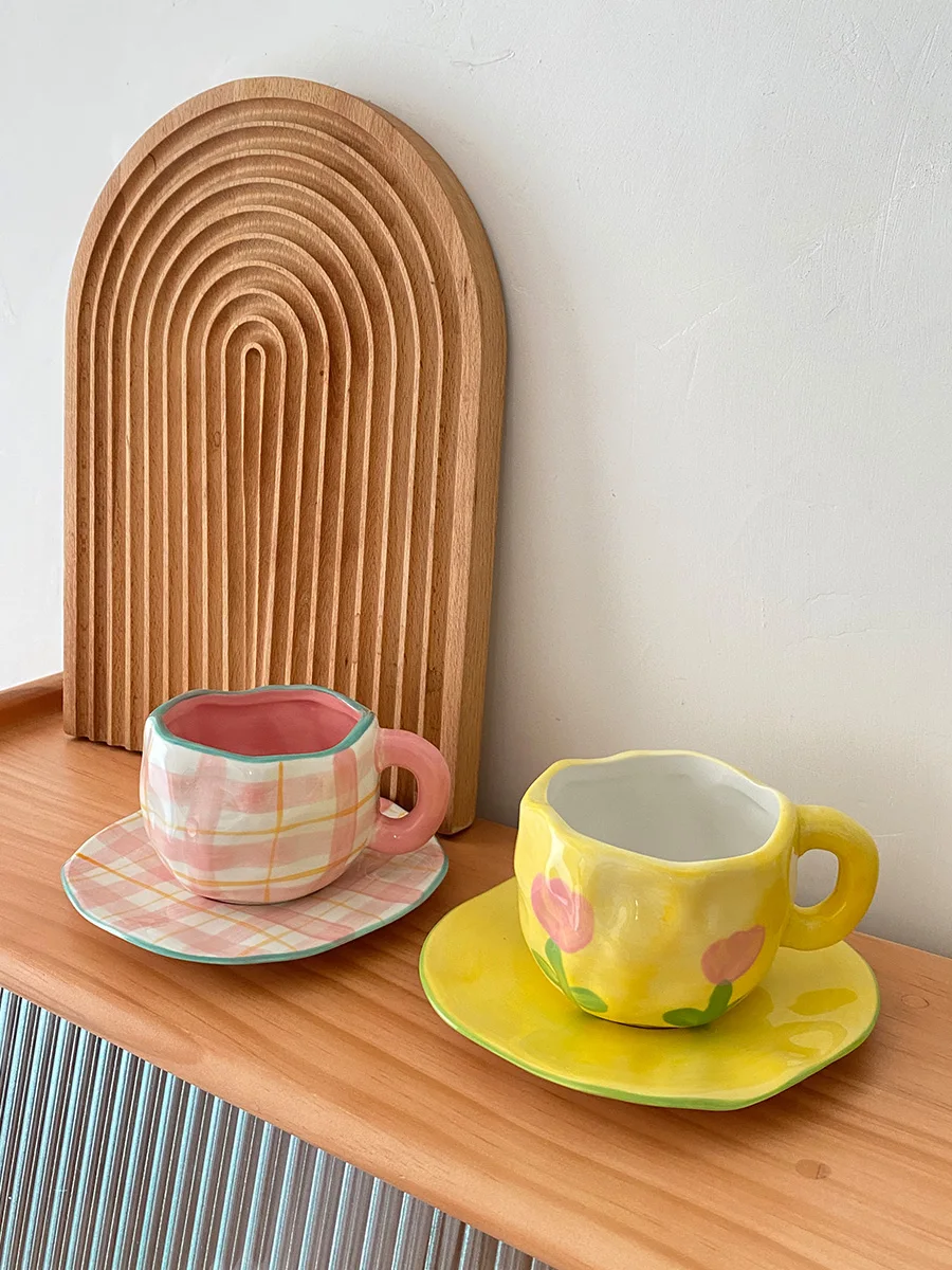 Japan Style Ceramic Coffee Cups With Saucer Ins Popular Small Floral Printed Cartoon 250ml Handmade Drinkware
Japan Style Ceramic Coffee Cups With Saucer Ins Popular Small Floral Printed Cartoon 250ml Handmade Drinkware