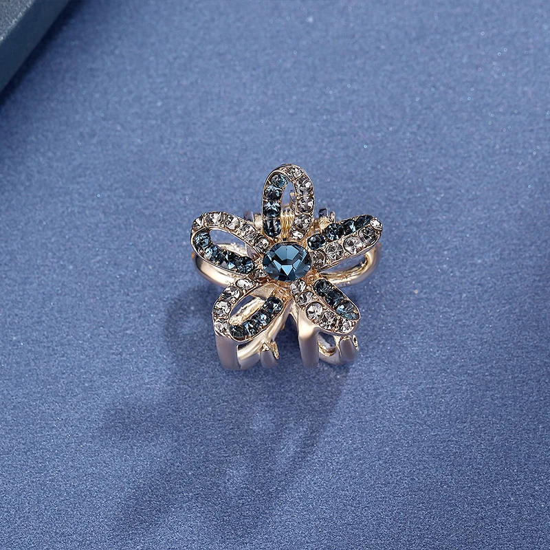 CHIMERA Stylish Small Metal Hair Claw For Women Crystal Flower Hair Clips Crab Pin Barrettes Hair Accessories Fashion Jewelry
CHIMERA Stylish Small Metal Hair Claw For Women Crystal Flower Hair Clips Crab Pin Barrettes Hair Accessories Fashion Jewelry