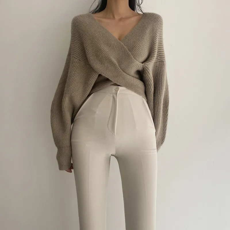 SuperAen Solid Simple All Match Slim V-neck Full Cross Design Loose Casual Woman Sweaters
SuperAen Solid Simple All Match Slim V-neck Full Cross Design Loose Casual Woman Sweaters