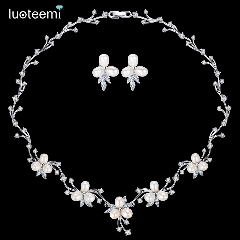 LUOTEEMI Luxury Freshwater Pearl Bridal Flower Clear CZ Crystal Necklace Earrings Set For Women Anniversary Jewelry
LUOTEEMI Luxury Freshwater Pearl Bridal Flower Clear CZ Crystal Necklace Earrings Set For Women Anniversary Jewelry